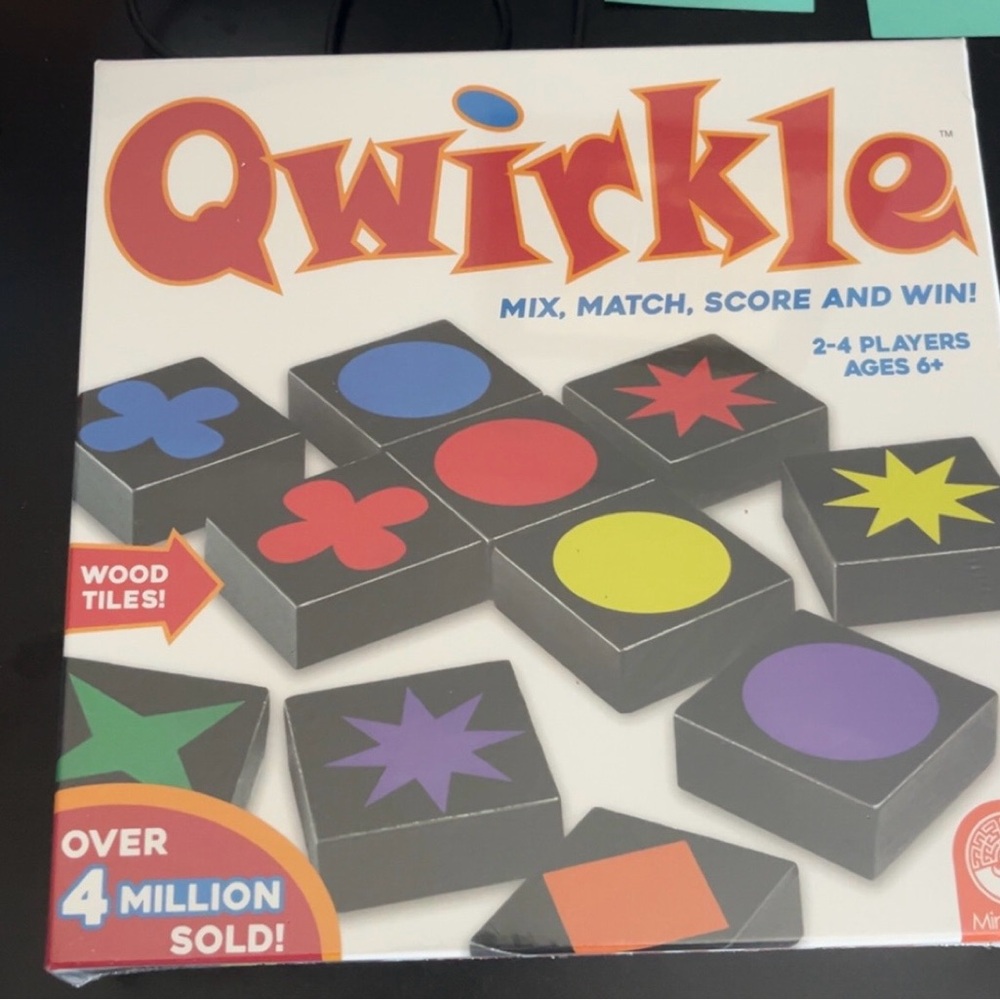 Qwirkle game